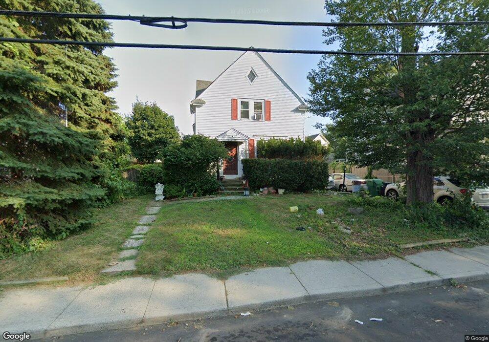 25 Lemuel Ave, Chicopee, MA 01013 - photo 1