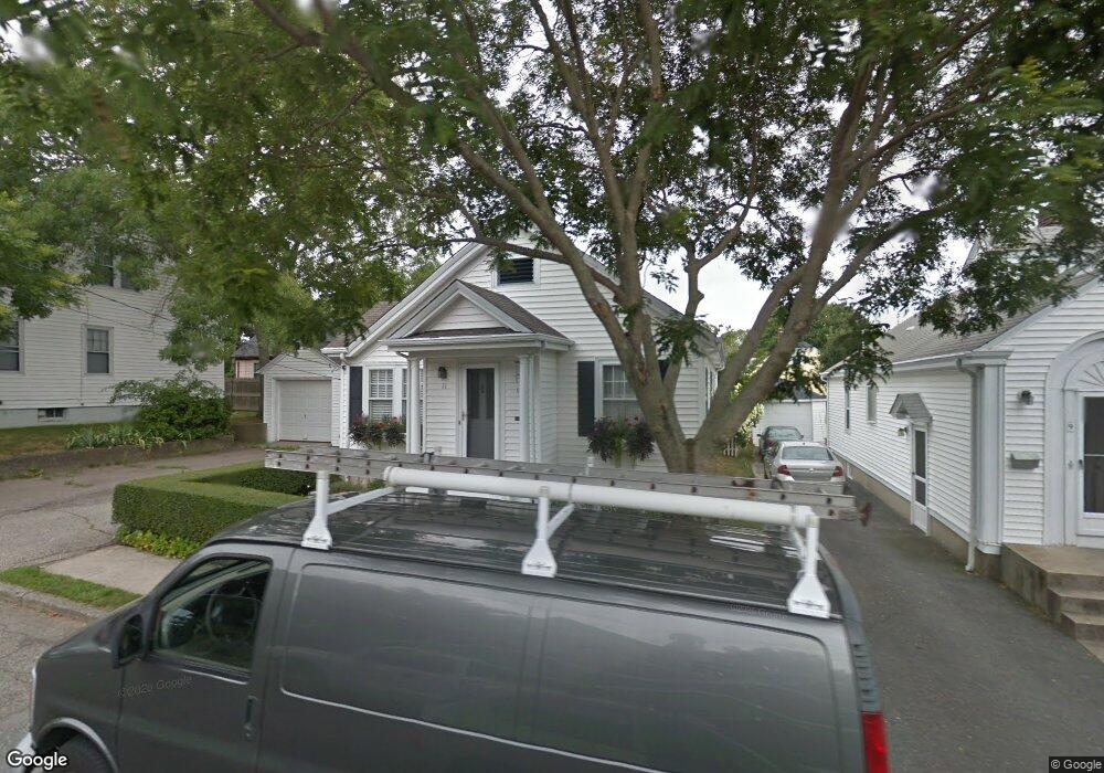 11 Boughton Rd, Newport, RI 02840 - photo 1