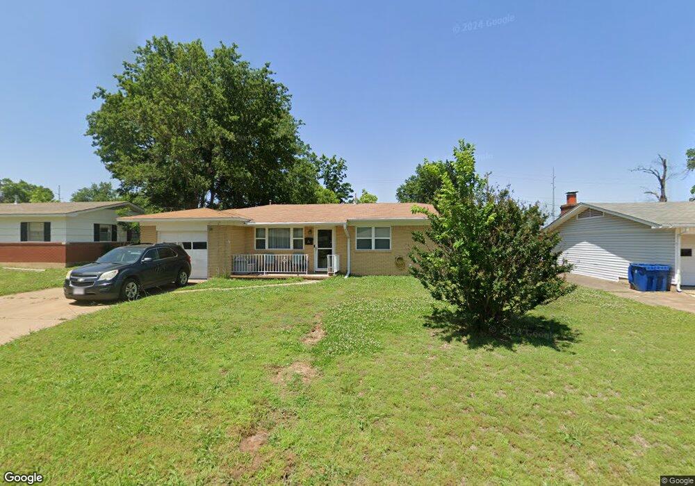 1012 E 10th St, Cushing, OK 74023 - photo 1