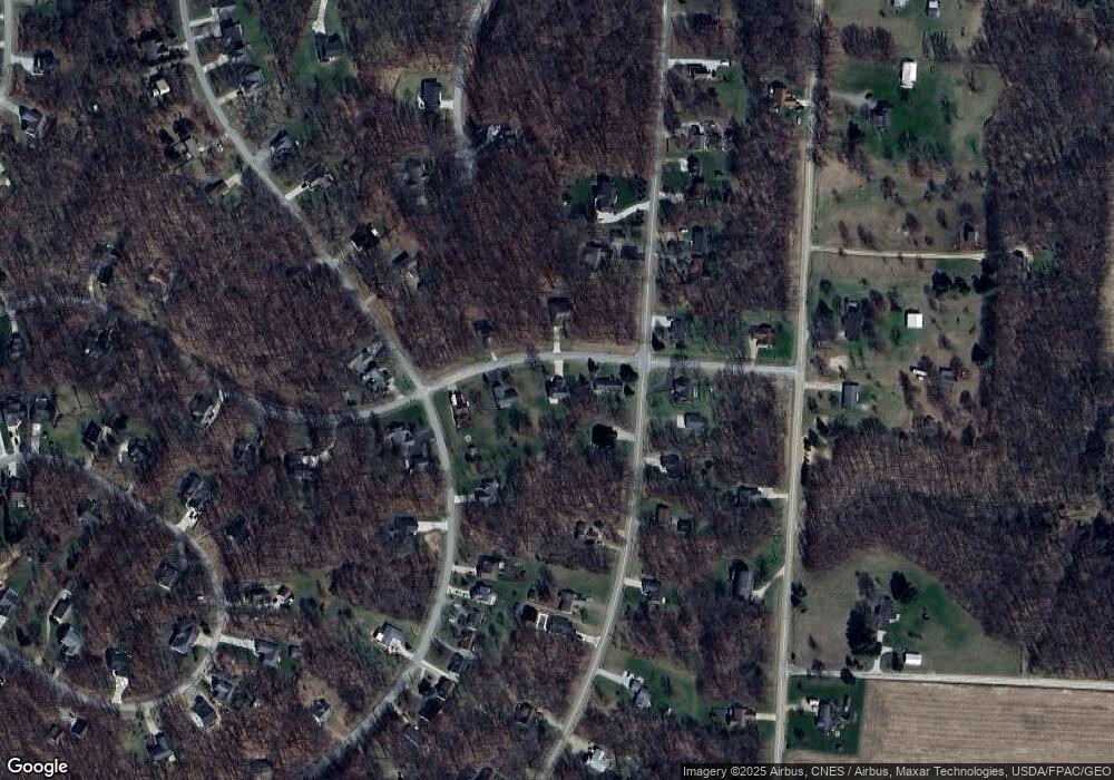 621 W Highland Dr, Howard, OH 43028 - photo 1