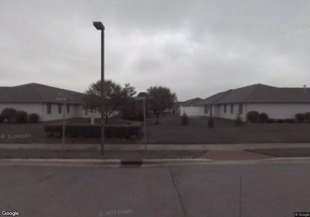 30 Stratton Ct, Columbus, IN 47203 - photo 1