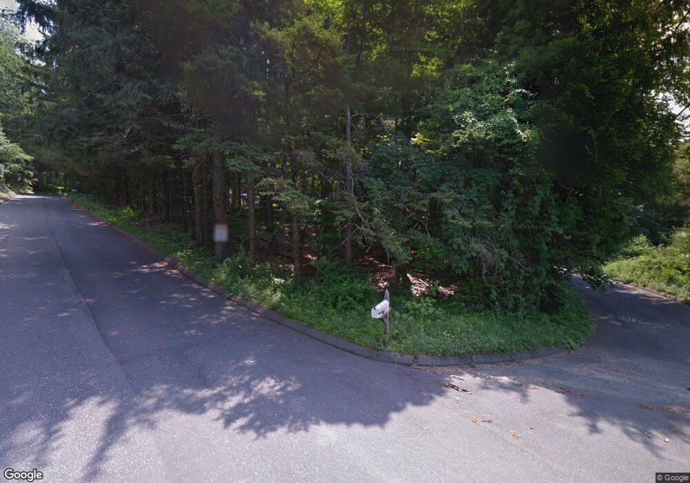 8 Blueberry Hill Rd, Redding, CT 06896 - photo 1