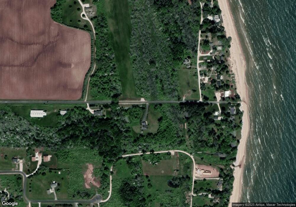 128 Hidden Bluff Rd, Cedar Grove, WI 53013 - photo 1