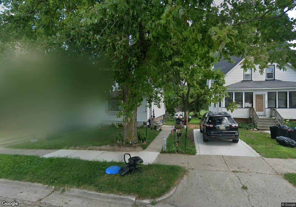 316 Whitelam St, Bad Axe, MI 48413 - photo 1