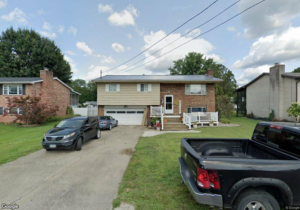 262 Doolin Dr, Williamstown, WV 26187 - photo 1