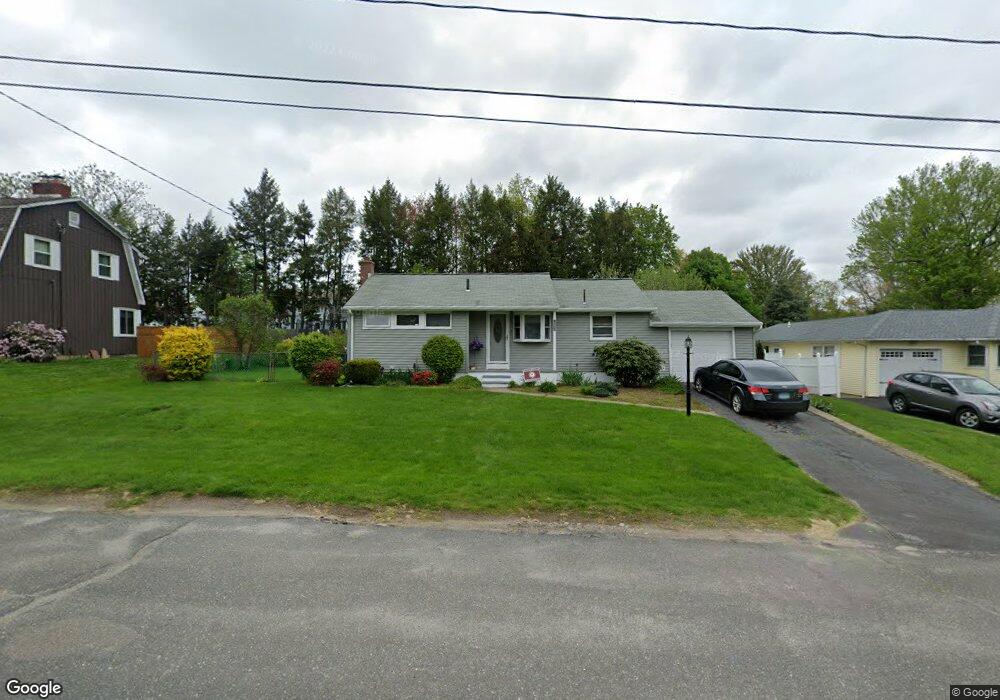 37 Meadow Lake Dr, Waterbury, CT 06704 - photo 1