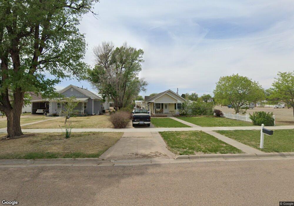 807 S Jackson St, Hugoton, KS 67951 - photo 1