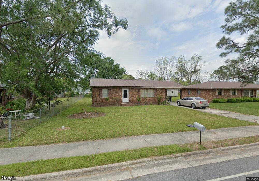 903 Magnolia St, Douglas, GA 31533 - photo 1