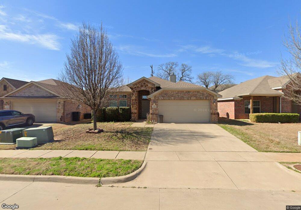 4106 Sapphire Ln, Granbury, TX 76049 - photo 1