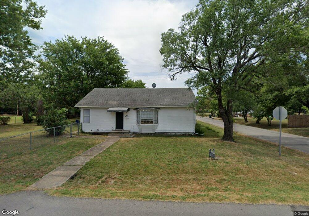 402 Pine Ave, Skiatook, OK 74070 - photo 1