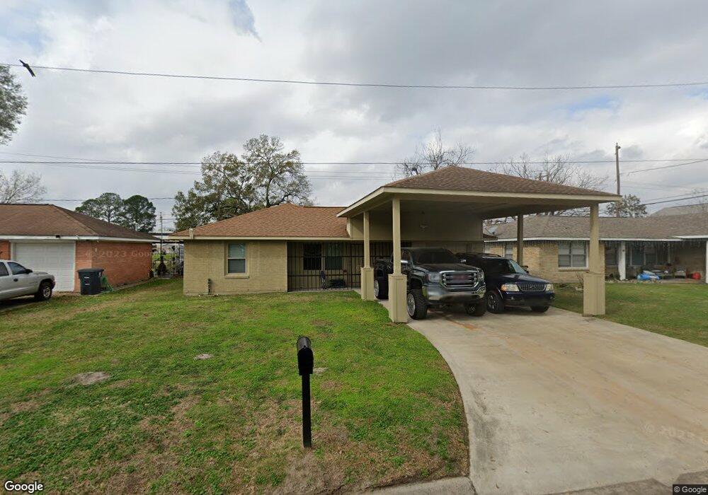 10903 Royal Pine Dr, Houston, TX 77093 - photo 1