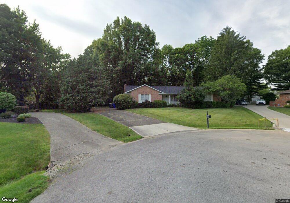 689 Olde Orchard Ct, Columbus, OH 43213 - photo 1