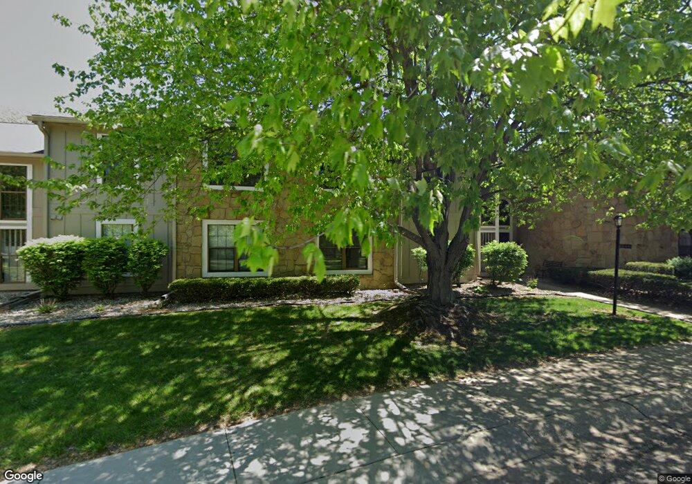 586 Buckskin Ct, Terre Haute, IN 47803 - photo 1