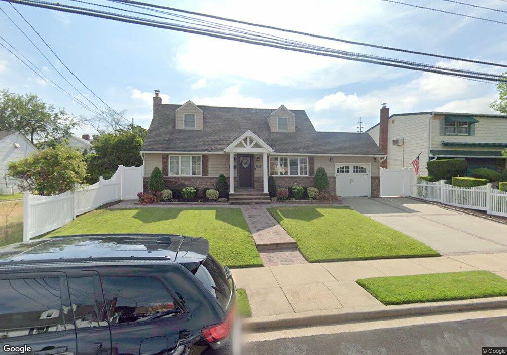 162 Farnum Blvd, Franklin Square, NY 11010 - photo 1