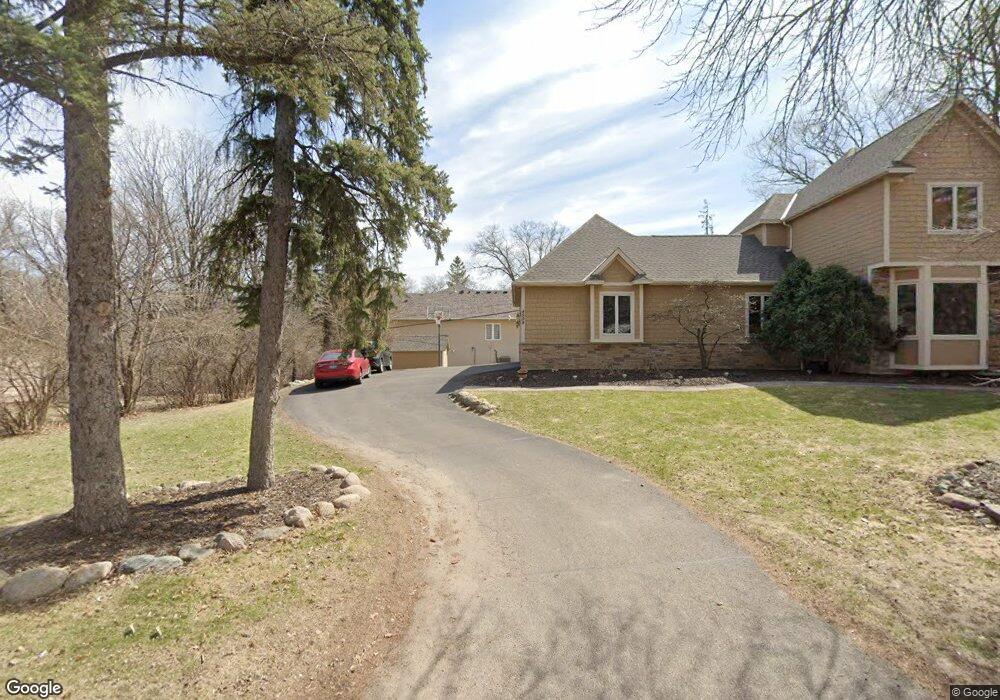 4577 Wilson St, Minnetonka, MN 55345 - photo 1