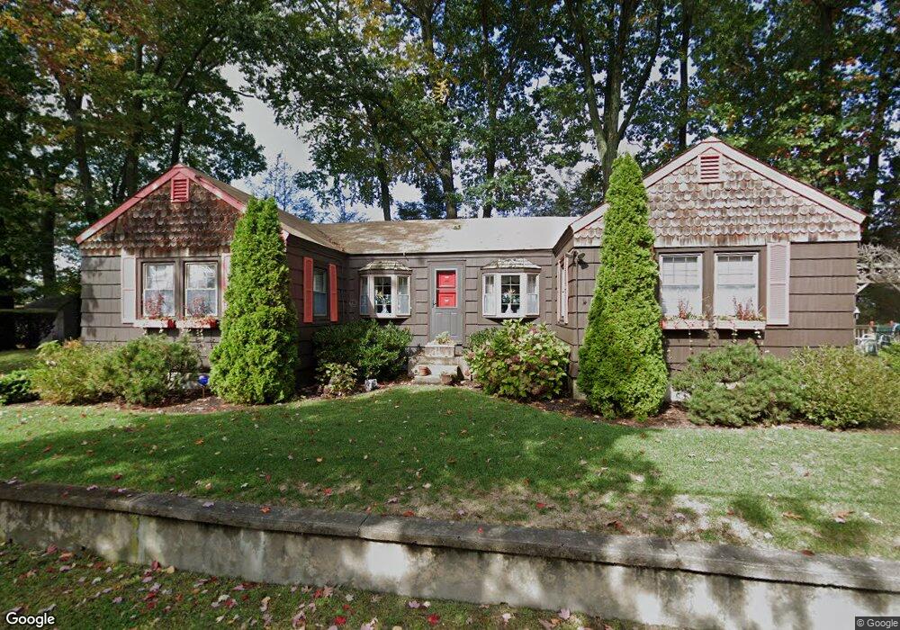 3 Jennings Ave, Cranston, RI 02920 - photo 1