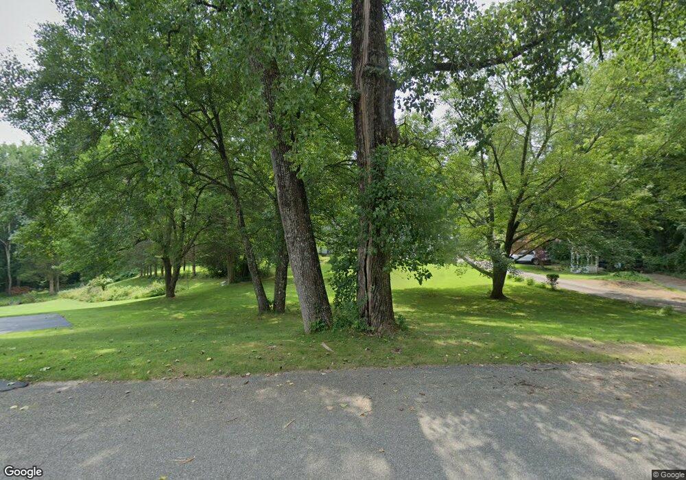 33 Southgate Cir, North Franklin, CT 06254 - photo 1