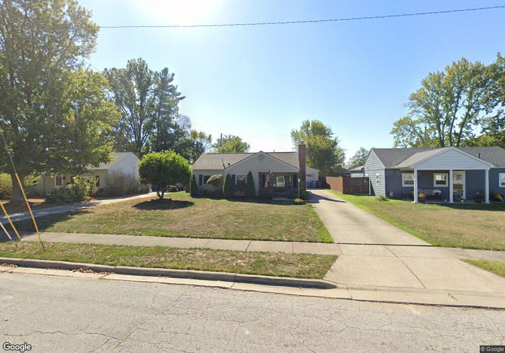 2548 E 39th St, Lorain, OH 44055 - photo 1