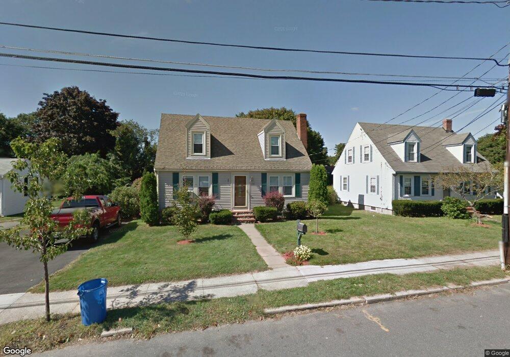 13 Beacon St, Stoneham, MA 02180 - photo 1