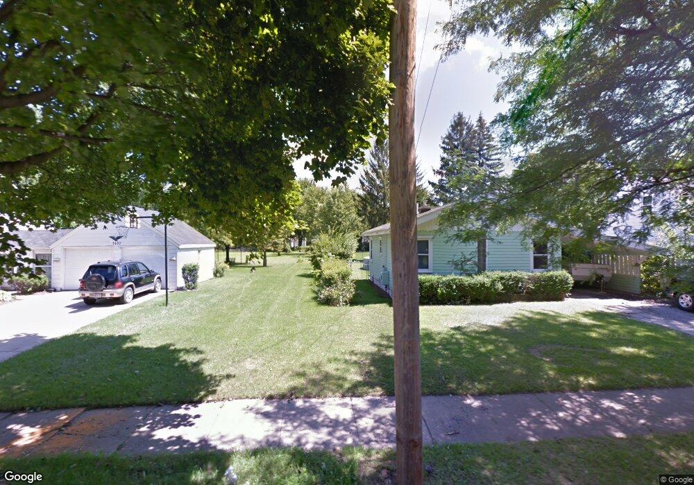 1404 Comfort St, Lansing, MI 48915 - photo 1