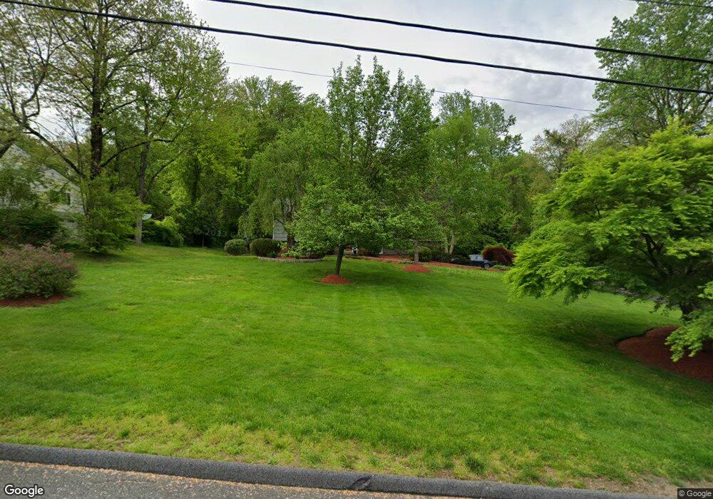 39 Barnswallow Dr, Trumbull, CT 06611 - photo 1