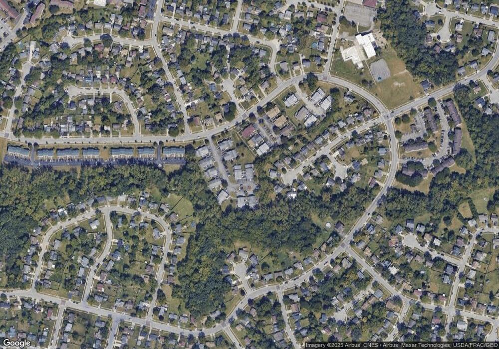 712 Cherry Hollow Rd unit 33F, Columbus, OH 43228 - photo 1