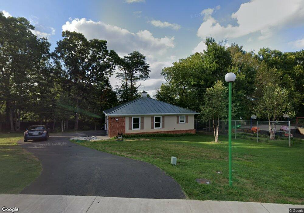 8670 Parkland St, Manassas, VA 20111 - photo 1