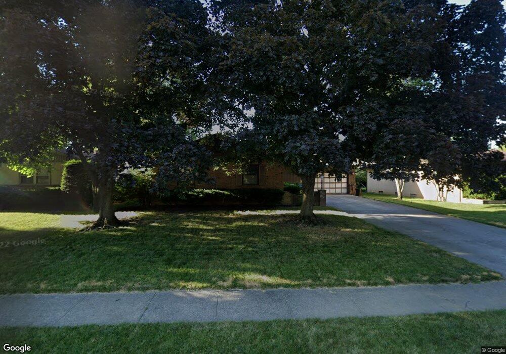 1492 Fahlander Dr S, Columbus, OH 43229 - photo 1