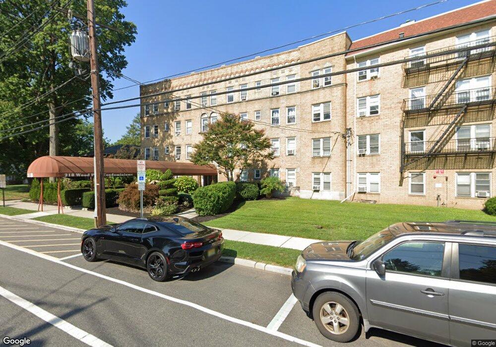 218 Broad Ave unit 1E, Leonia, NJ 07605 - photo 1