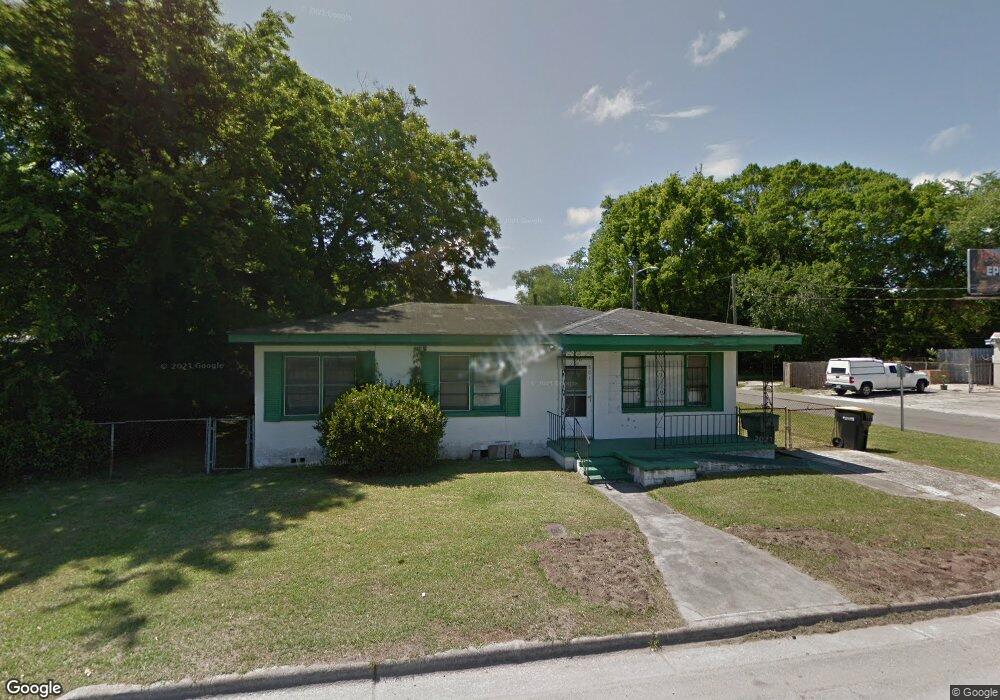 801 Cedar St, Savannah, GA 31404 - photo 1