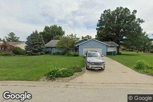 75 Hickory Point Ct, Forsyth, IL 62535