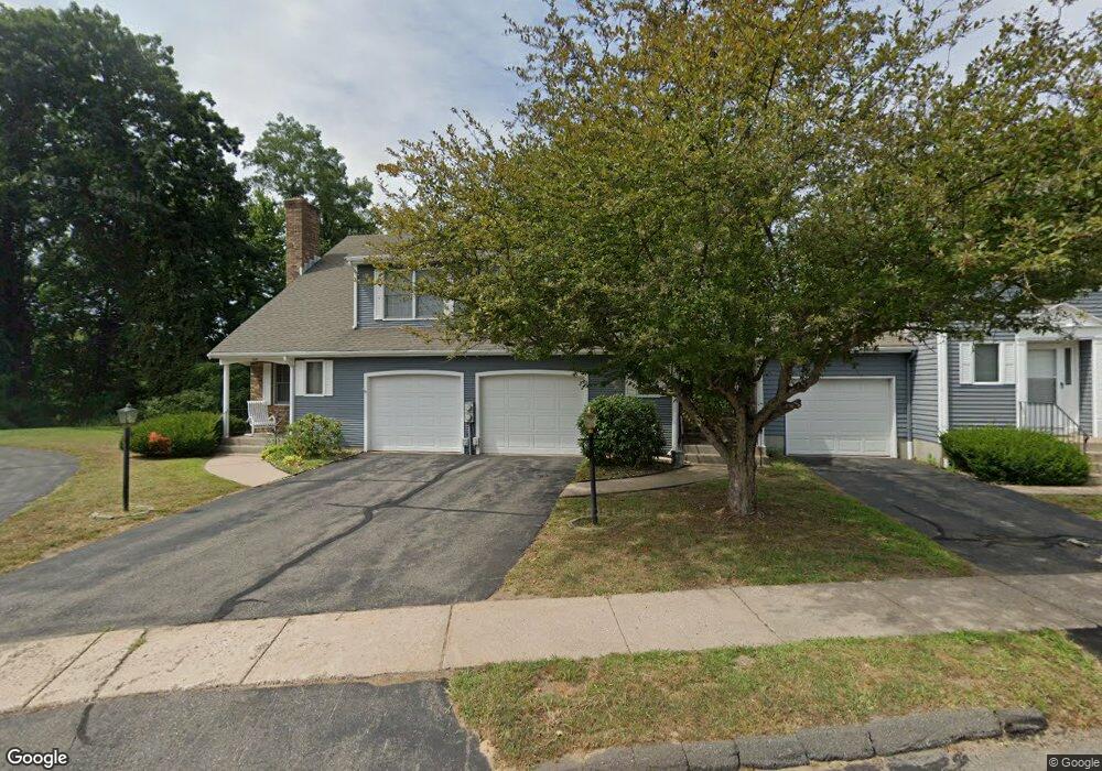 133 Brighton Cir, Windsor, CT 06095 - photo 1