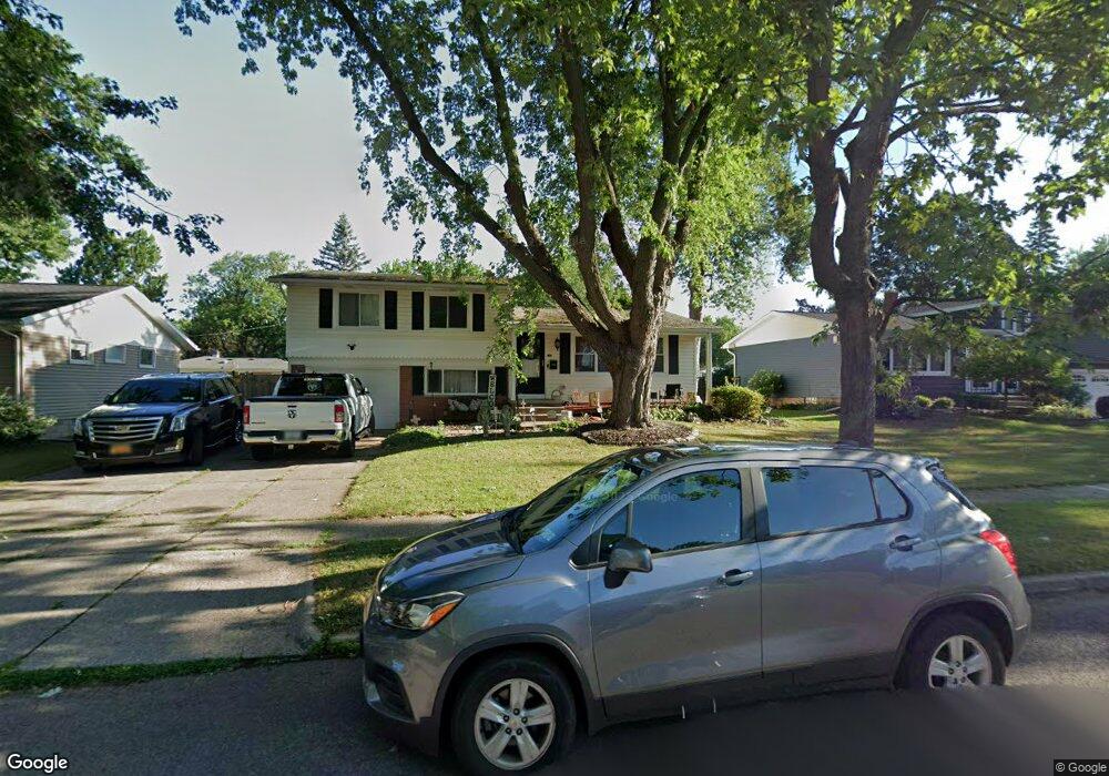 736 Westbrook Dr, North Tonawanda, NY 14120 - photo 1