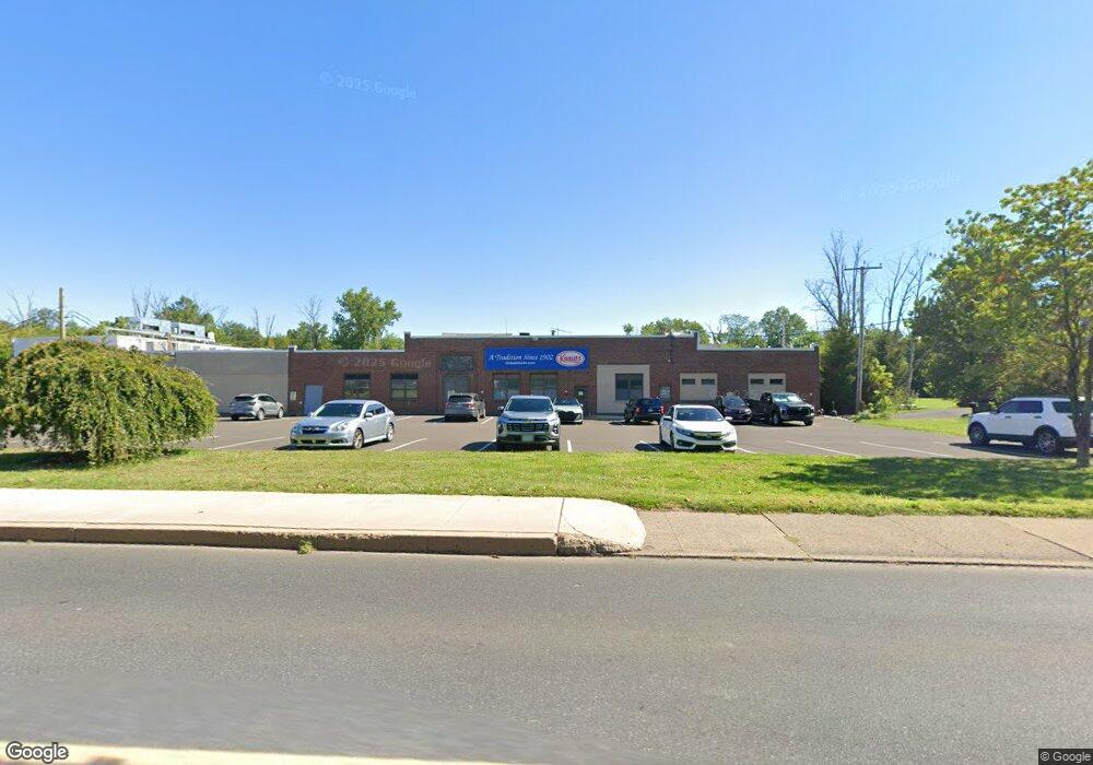 625 E Broad St, Quakertown, PA 18951 - photo 1