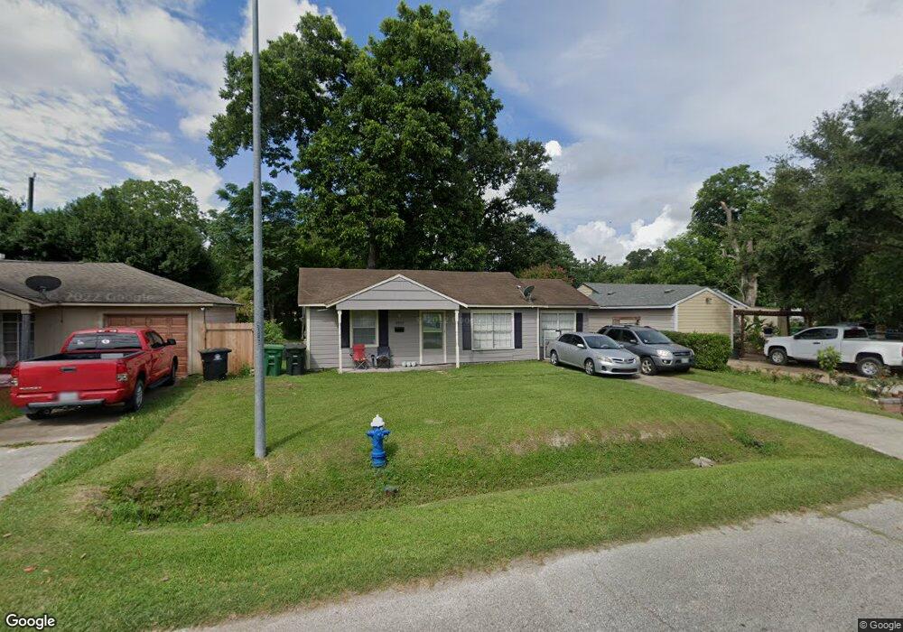 9917 Gloyna St, Houston, TX 77088 - photo 1