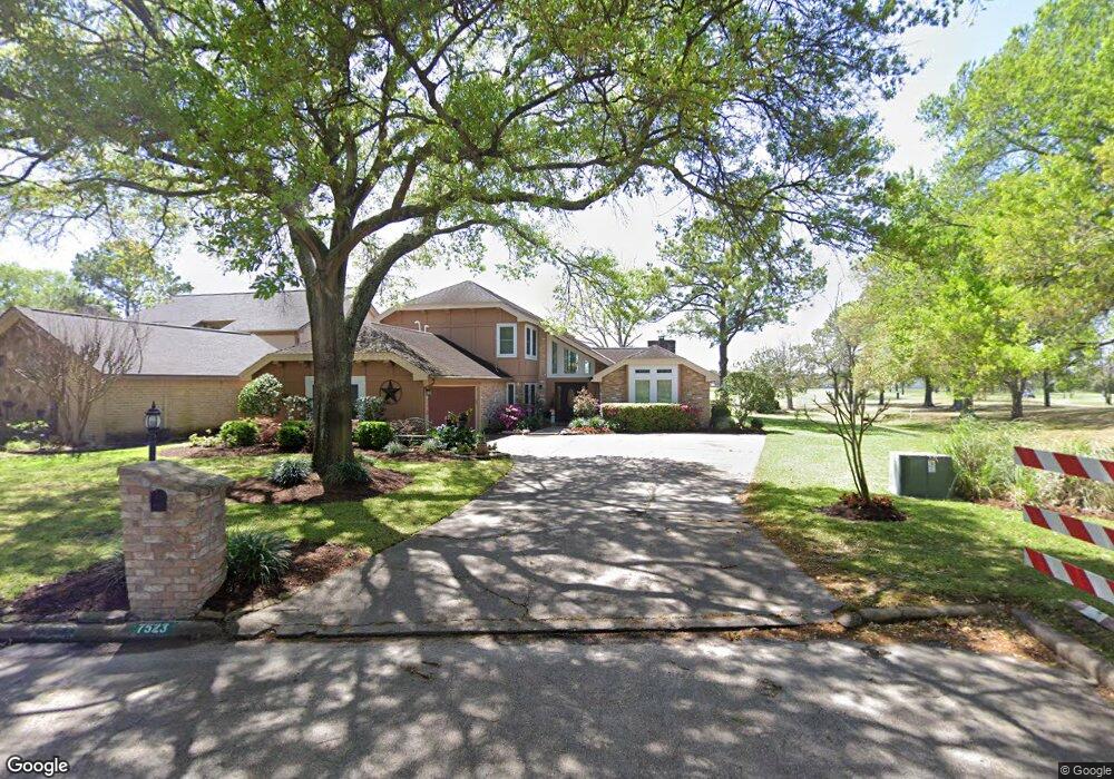 7523 Bull Creek Rd, Houston, TX 77095 - photo 1