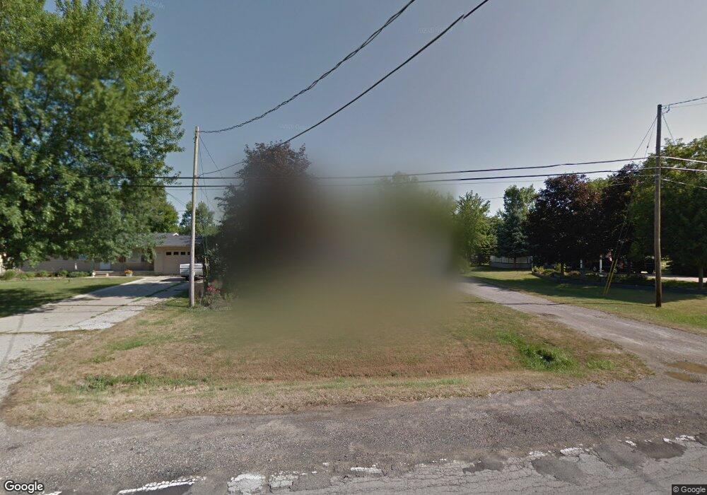 5211 E Carpenter Rd, Flint, MI 48506 - photo 1