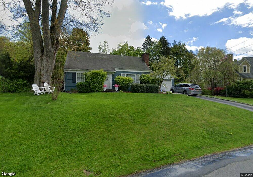 33 Leland Ave, Pleasantville, NY 10570 - photo 1