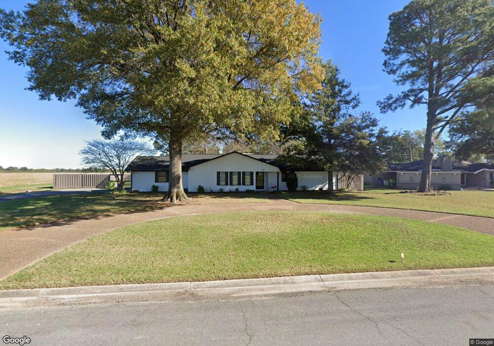 1801 Mccracken St, Stuttgart, AR 72160 - photo 1