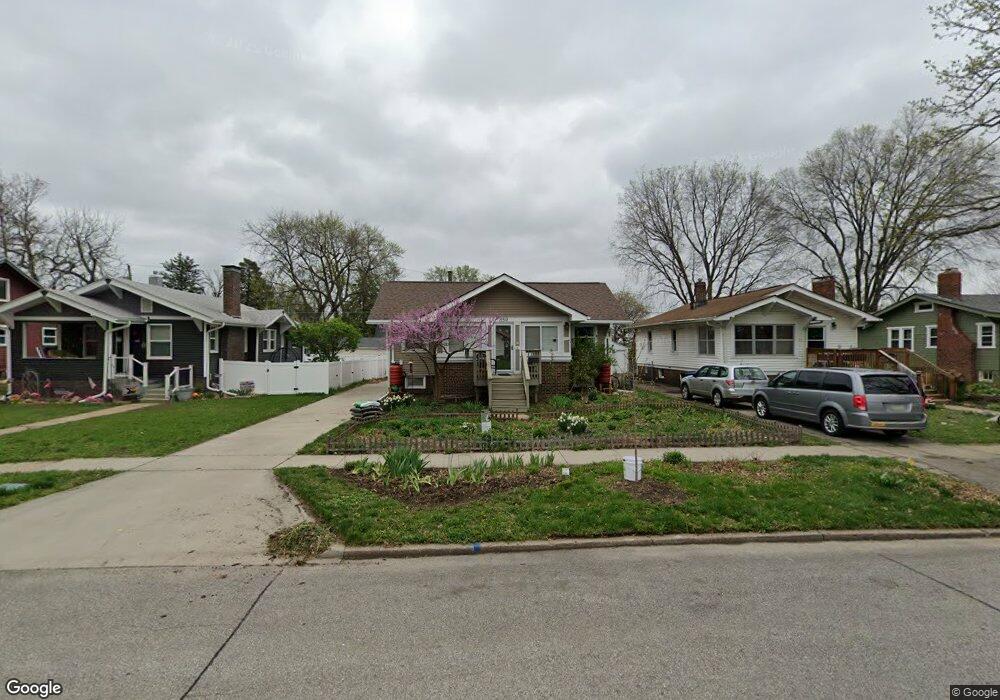 859 39th St, Des Moines, IA 50312 - photo 1