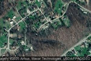 27 Bettie St, Clendenin, WV 25045