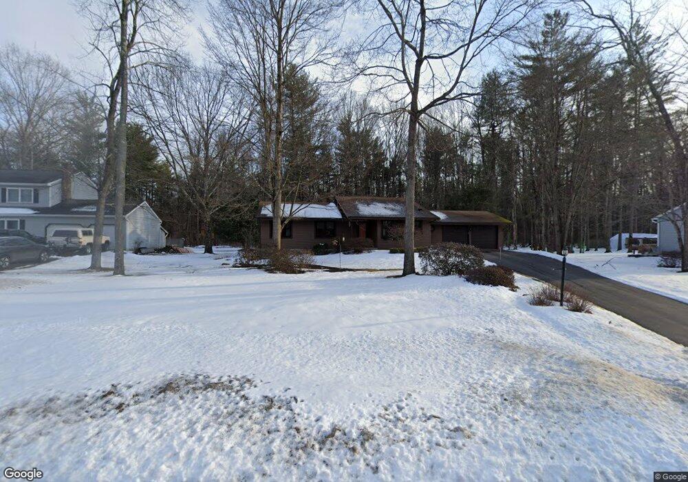 7 Dutchess Ct, Saratoga Springs, NY 12866 - photo 1