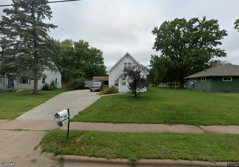 3352 Locust Ln, Eau Claire, WI 54703 - photo 1