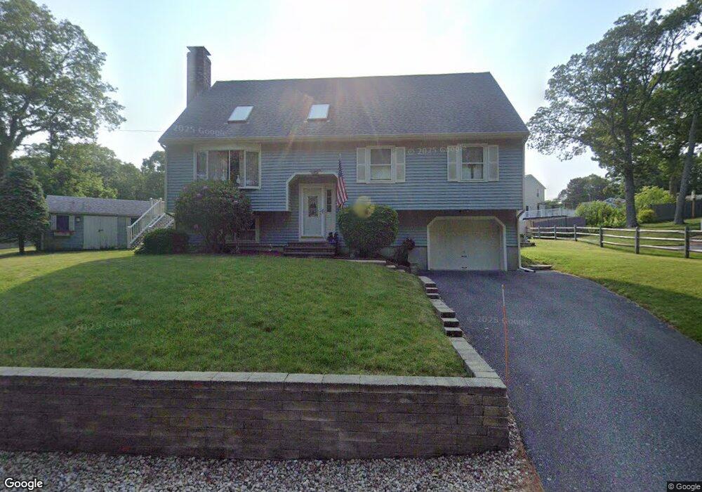 21 Carver Rd, Sagamore Beach, MA 2562 - photo 1