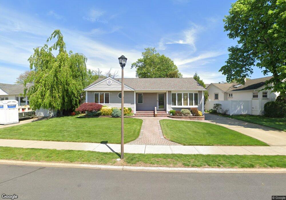 771 Carlyle Ave, Franklin Square, NY 11010 - photo 1