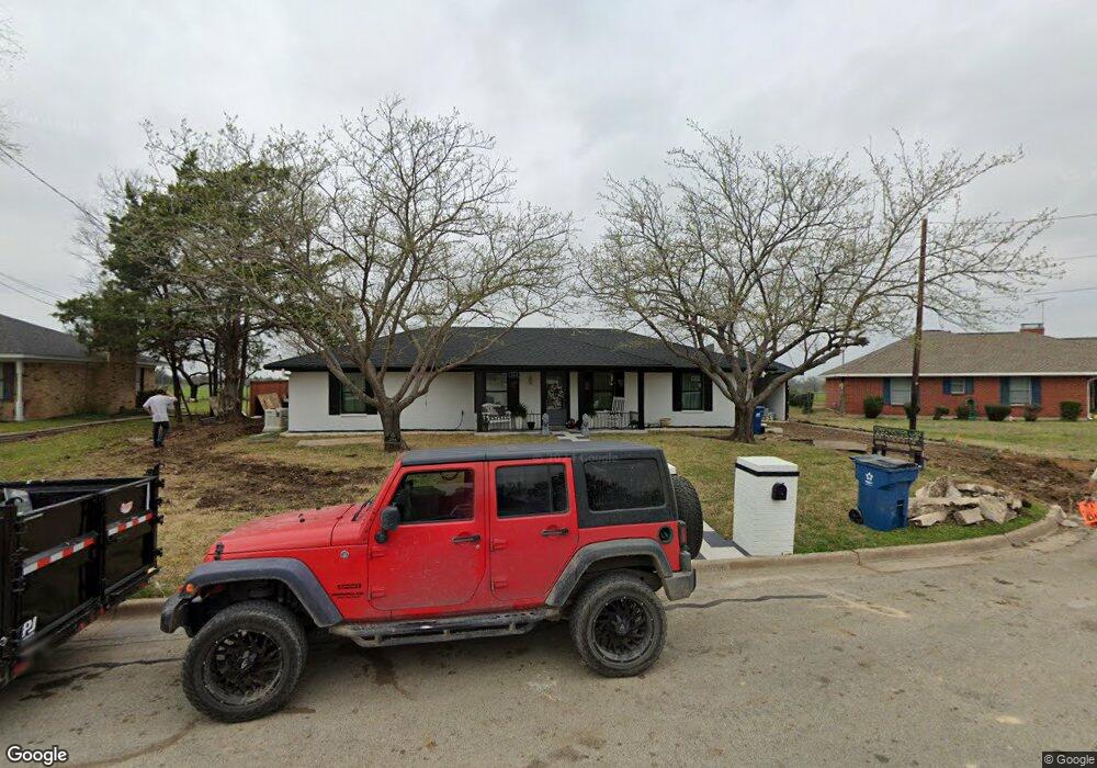 2512 W Maplewood Ave, Corsicana, TX 75110 - photo 1