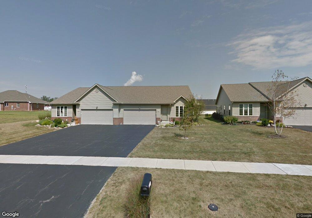 1132 White Birch Dr, Findlay, OH 45840 - photo 1