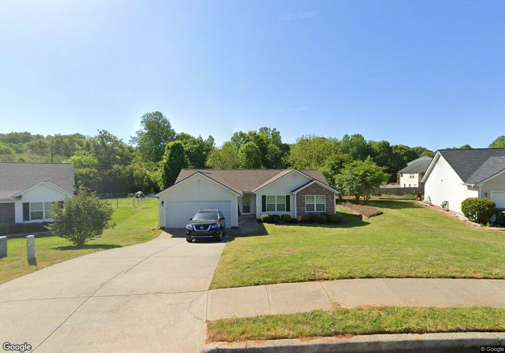 523 Shenandoah Ln unit 2, Winder, GA 30680 - photo 1