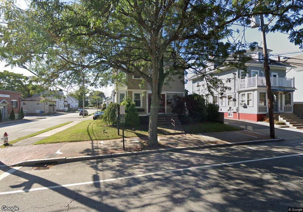 37 Rolfe Square, Cranston, RI 02910 - photo 1