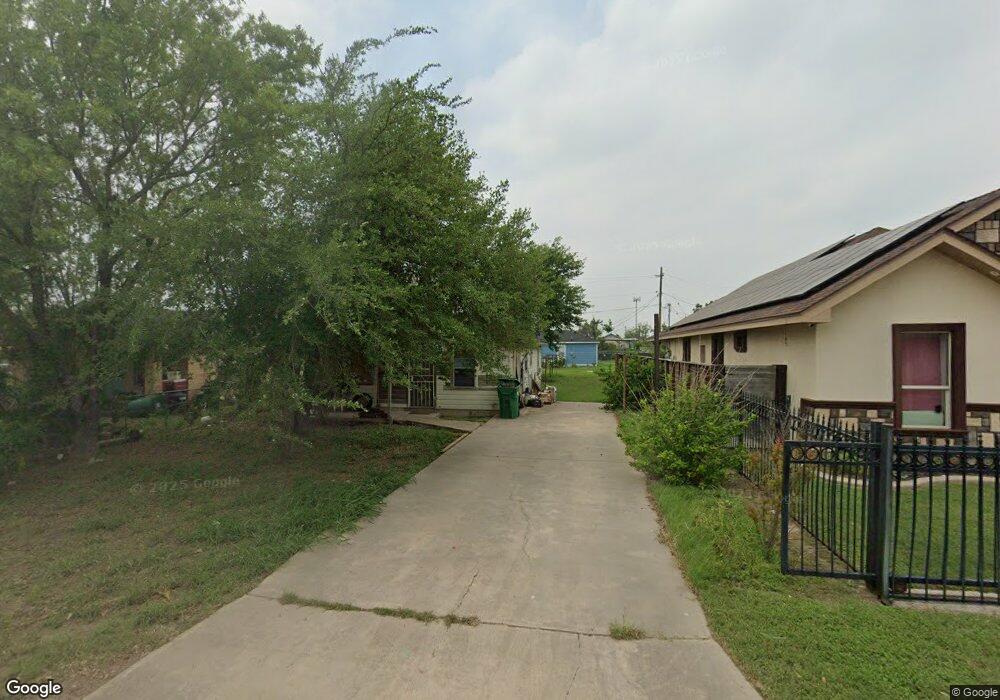213 N Hibiscus St, Pharr, TX 78577 - photo 1
